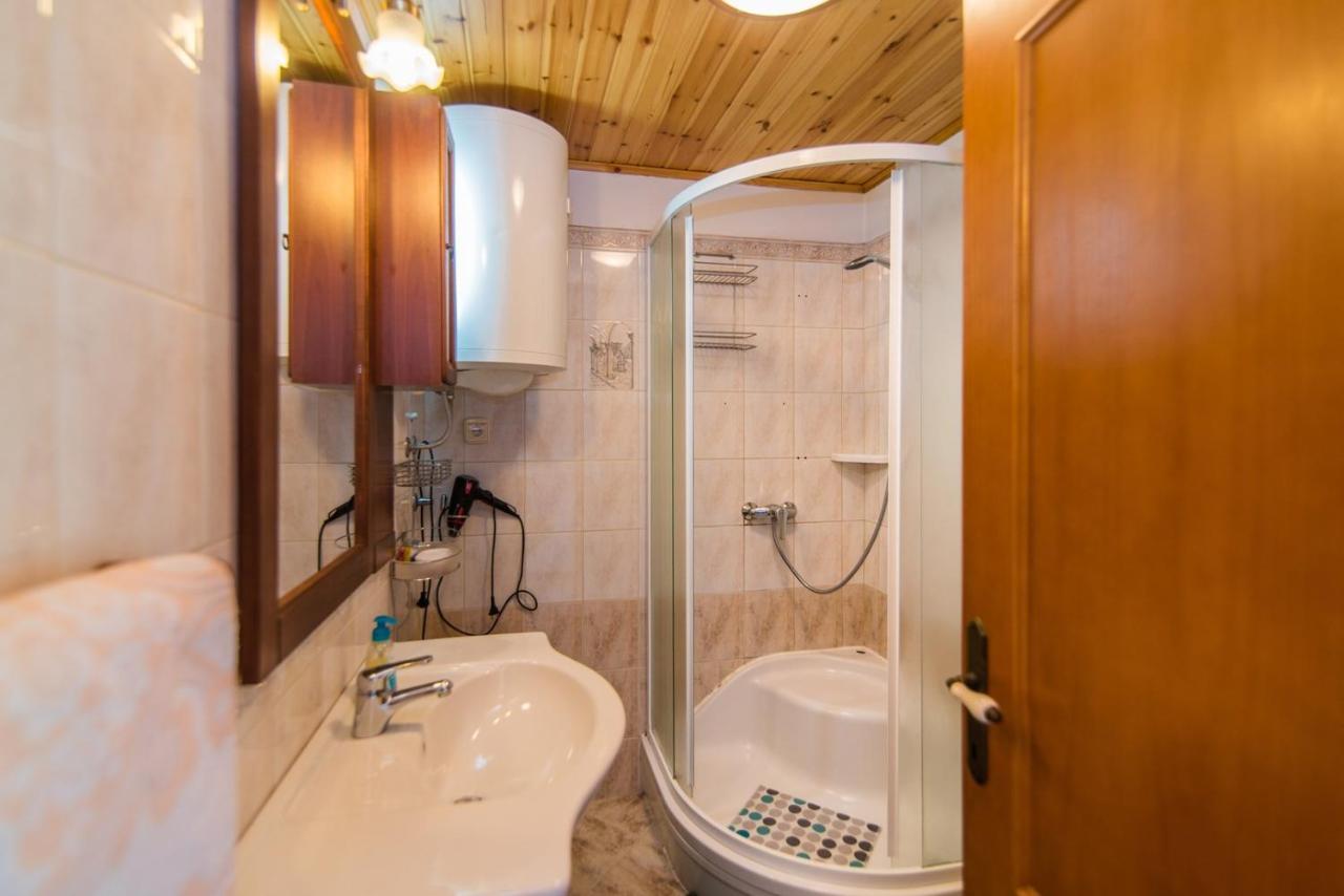 Apartment Nilda Valdi Sabadin Bagian luar foto