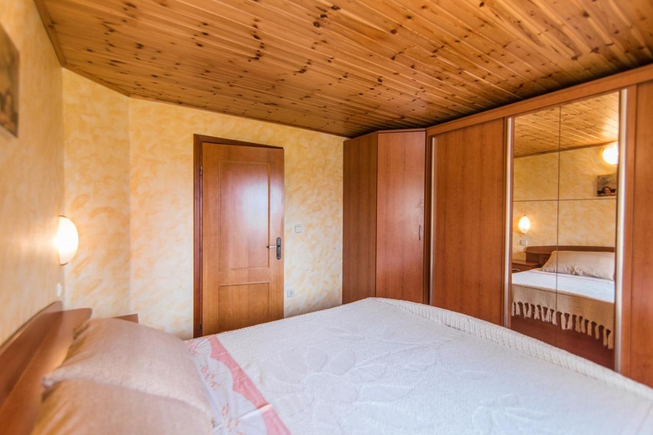 Apartment Nilda Valdi Sabadin Bagian luar foto